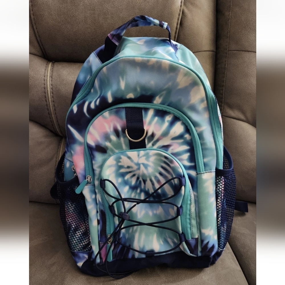 Pottery Barn Gear-Up Oceana Spiral Tie-Dye Pre Owned Slight Stain On Inside